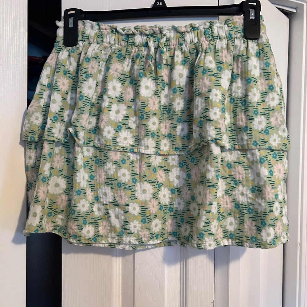 Cat & Jack Green Mini Bubble Skirt with Ruffled Tiered Style for Casual Wear